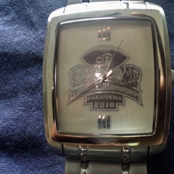 Alabama Crimson Tide Watch by Fossil - Picture 4 of 8